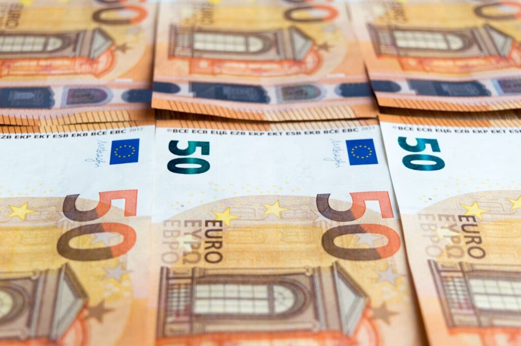 Liasses de billets de 50 euros