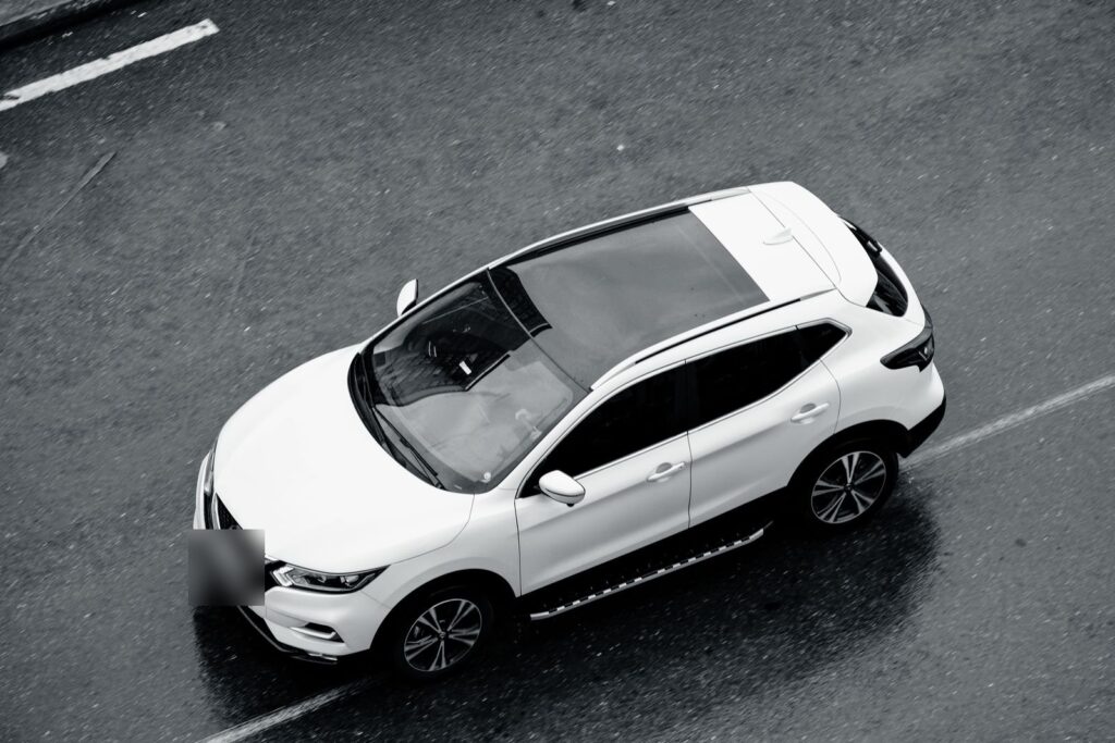 Nissan Qashqai blanc vu de haut